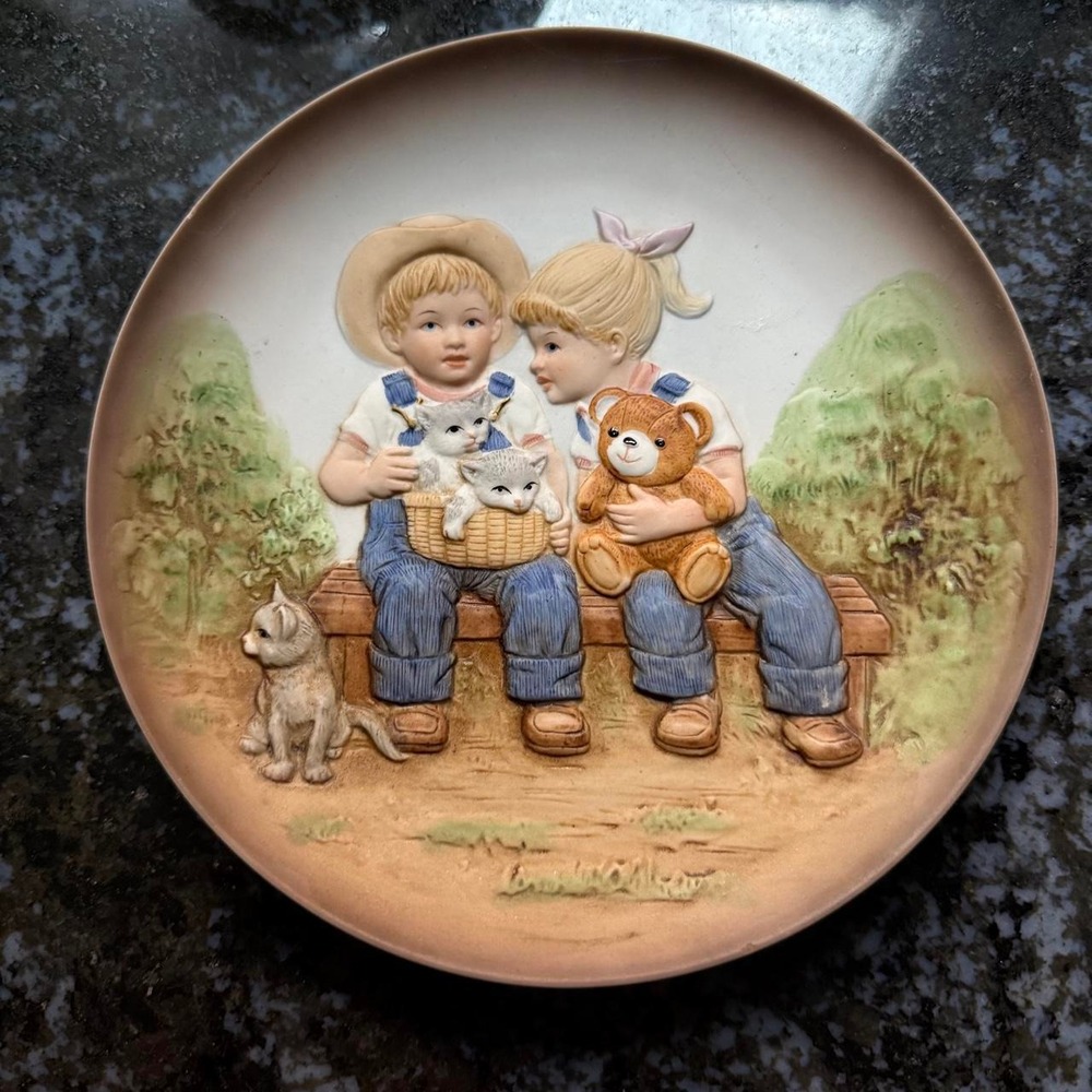 Vintage 1985 Homco Denim Days Susan Davis Collectible Plate 1505 3D Relief